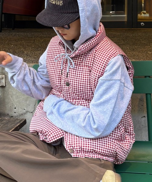 CIAOPANIC TYPY(チャオパニックティピー)の「【UNISEX】ギンガムチェック中綿ベスト(ベスト・レディース・ネイビー/レッド/ブラウン・MEDIUM/LARGE)」の5枚目の写真