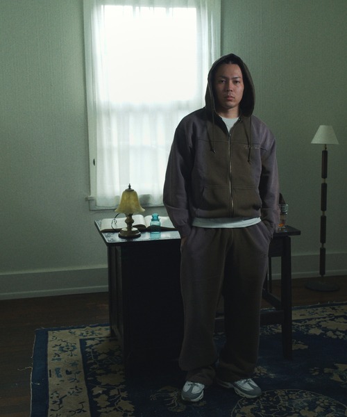 XLARGE（エクストララージ）の「XLARGE×DexFilmz WIDE SWEAT PANTS（スウェットパンツ・メンズ・ブラック/ブラウン・S/XL/L/M）」の6枚目の写真