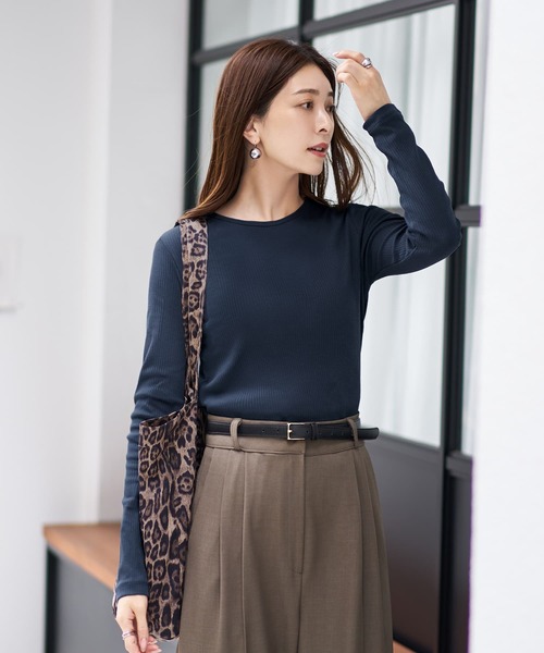 STYLE DELI（スタイルデリ）の「中太リブBASIC長袖カットソートップス（Tシャツ/カットソー・レディース・ホワイト/ブラック/ライトグレー/ネイビー・MEDIUM）」の4枚目の写真