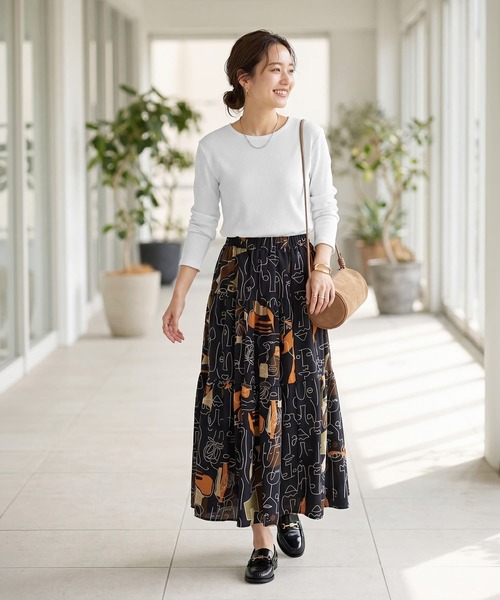 STYLE DELI(スタイルデリ)の「中太リブBASIC長袖カットソートップス(Tシャツ/カットソー・レディース・ホワイト/ブラック/ライトグレー/ネイビー・MEDIUM)」の11枚目の写真