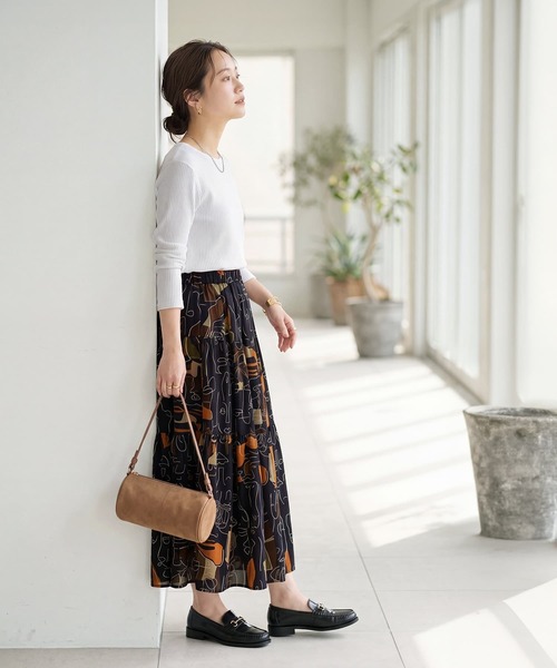 STYLE DELI(スタイルデリ)の「中太リブBASIC長袖カットソートップス(Tシャツ/カットソー・レディース・ホワイト/ブラック/ライトグレー/ネイビー・MEDIUM)」の12枚目の写真