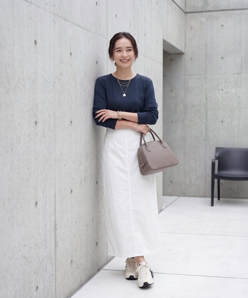 STYLE DELI(スタイルデリ)の「中太リブBASIC長袖カットソートップス(Tシャツ/カットソー・レディース・ホワイト/ブラック/ライトグレー/ネイビー・MEDIUM)」の15枚目の写真
