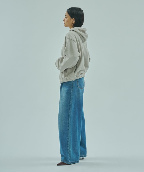 UMBRO(アンブロ)の「(UMBRO × ROSE BUD)ZIP-UP FLEECE HOODIE(パーカー・レディース・ベージュ/ネイビー・ONE SIZE)」の7枚目の写真