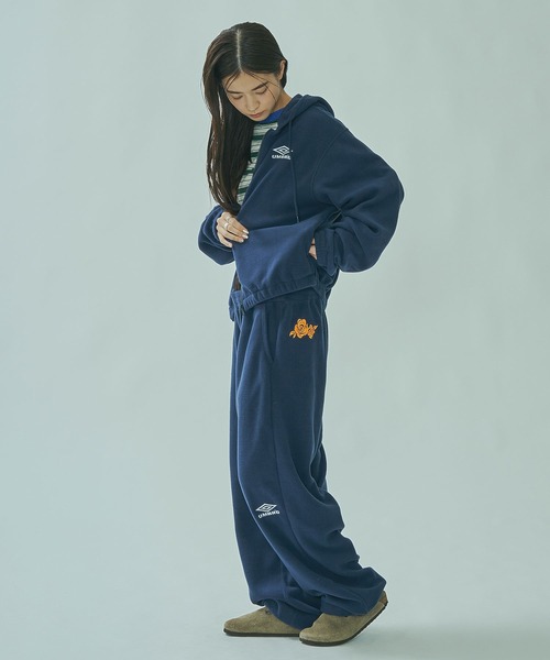 UMBRO × ROSE BUD)ZIP-UP FLEECE HOODIE（パーカー）｜UMBRO（アンブロ