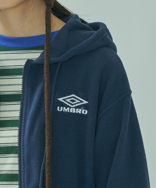 UMBRO(アンブロ)の「(UMBRO × ROSE BUD)ZIP-UP FLEECE HOODIE(パーカー・レディース・ベージュ/ネイビー・ONE SIZE)」の17枚目の写真