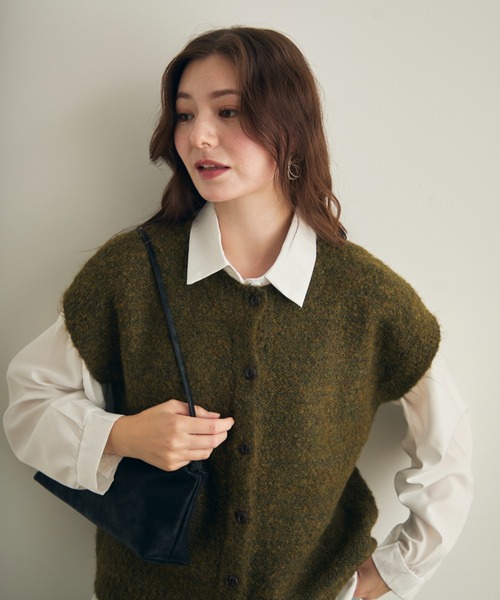 Lunea（ルネア）の「ミックスカラーニットベスト（ベスト・レディース・オリーブ/グレー・FREE）」の8枚目の写真