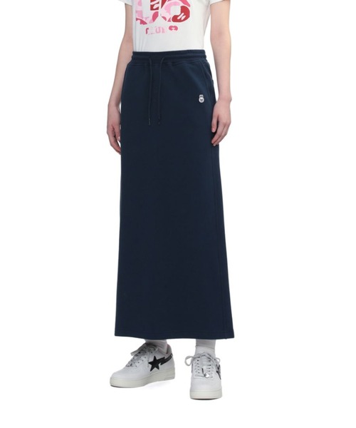 A BATHING APE(アベイシングエイプ)の「BABY DOPPY BADGE SWEAT MAXI SKIRT(スカート・レディース・グレー/ネイビー・SMALL/X-SMALL)」の6枚目の写真
