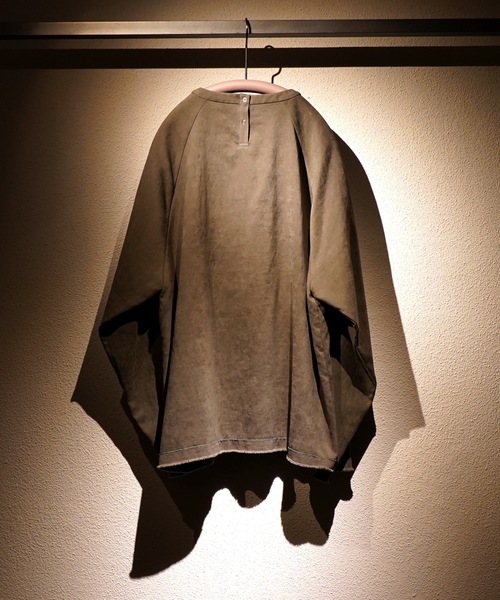 TROVE(トローヴ)の「LUMINOUS PULLOVER SHIRT(その他トップス・メンズ・ブラック/カーキ・1/3)」の5枚目の写真