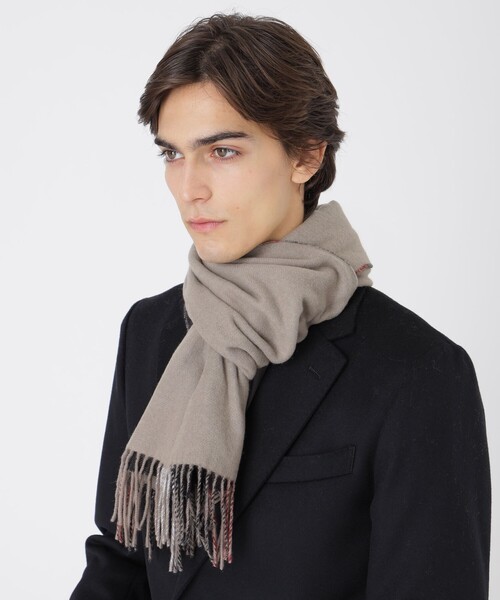 BLACK LABEL CRESTBRIDGE（ブラックレーベル・クレストブリッジ）の「クレストブリッジチェックリバーシブルマフラー（マフラー・メンズ・ベージュ系その他3/ブラック・FREE）」の13枚目の写真