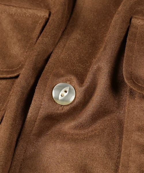 The DUFFER of ST.GEORGE(ザダファーオブセントジョージ)の「FAKE SUEDE OPEN COLLAR SHIRT:フェイクスウェード オープンカラーシャツ 開襟シャツ(シャツ/ブラウス・メンズ・ブラウン/グレイッシュベージュ・X-LARGE/LARGE/MEDIUM)」の15枚目の写真