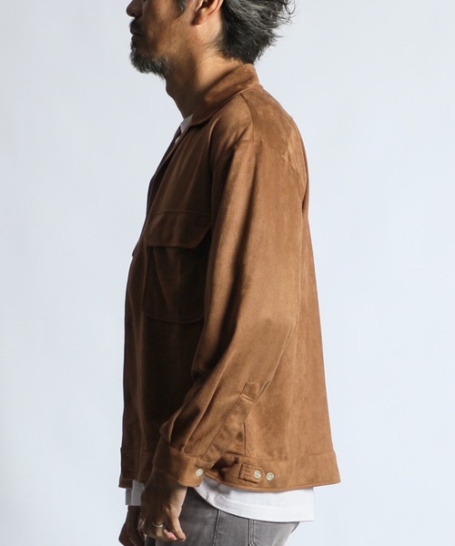 The DUFFER of ST.GEORGE(ザダファーオブセントジョージ)の「FAKE SUEDE OPEN COLLAR SHIRT:フェイクスウェード オープンカラーシャツ 開襟シャツ(シャツ/ブラウス・メンズ・ブラウン/グレイッシュベージュ・X-LARGE/LARGE/MEDIUM)」の7枚目の写真