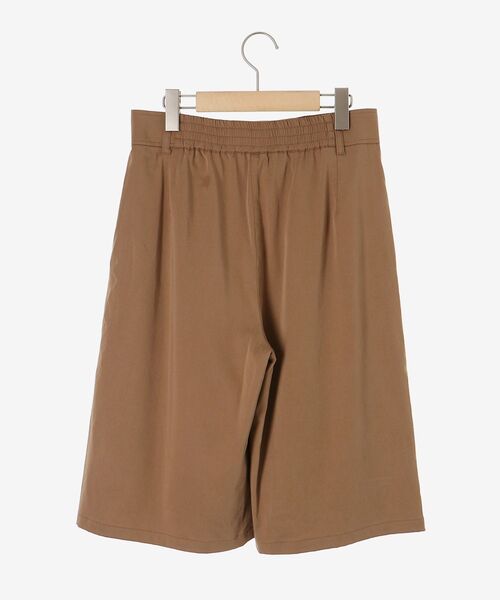 le.coeur blanc(ルクールブラン)の「タックデザインハーフパンツ(その他パンツ・レディース・キャメル/ブラック・38)」の17枚目の写真