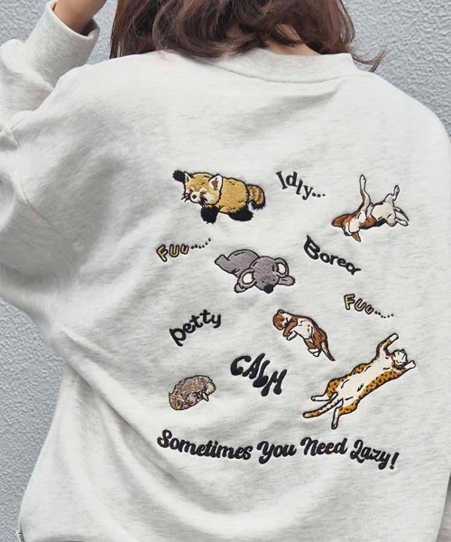 Bleu Bleuet（ブルーブルーエ）の「Lazyアニマル刺繍トレーナー（スウェット・レディース・アイボリー/ダークグリーン/キナリ・M/L）」の2枚目の写真