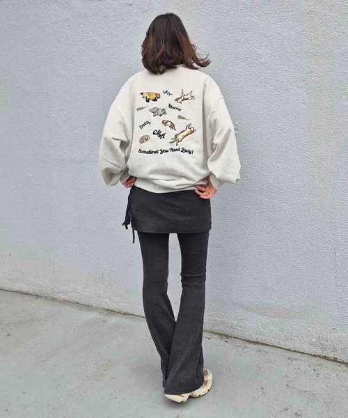 Bleu Bleuet（ブルーブルーエ）の「Lazyアニマル刺繍トレーナー（スウェット・レディース・アイボリー/ダークグリーン/キナリ・M/L）」の6枚目の写真