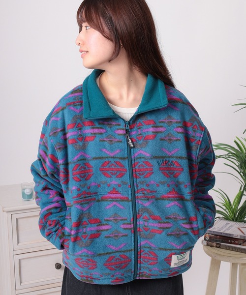 DISCUS(ディスカス)の「【71】【DISCUS/ディスカス】ワンポイント刺繍&ネームタグデザイン コンパクト フリース フルジップブルゾン レディース(ブルゾン・レディース・レッド/オフホワイト/ブルー/ブラック・M/L)」の22枚目の写真