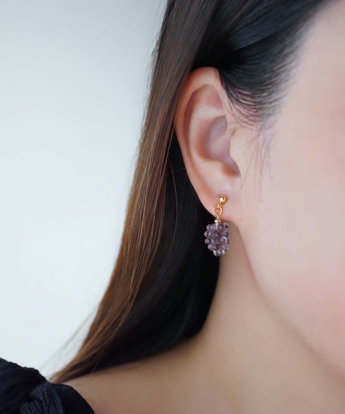 CERCA(チェルカ)の「jolie minette/ミニ ぶどう ピアス/アレルギー対応(ピアス(両耳用)・レディース・グリーン/パープル系その他/イエロー系その他・FREE)」の8枚目の写真