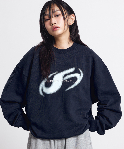 F.ILLUMINATE(フィルミネイト)の「スラントシンボルロゴスウェットシャツ-ネイビー(スウェット・レディース・その他・SMALL/MEDIUM/LARGE)」の3枚目の写真