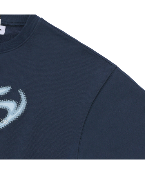 F.ILLUMINATE(フィルミネイト)の「スラントシンボルロゴスウェットシャツ-ネイビー(スウェット・レディース・その他・SMALL/MEDIUM/LARGE)」の9枚目の写真