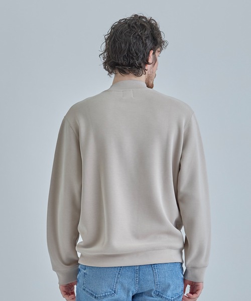 MEN'S BIGI（メンズビギ）の「スエードタッチ ダンボールモックネックトップス（スウェット・メンズ・オフホワイト/ブラウン/ブラック・03/02）」の5枚目の写真