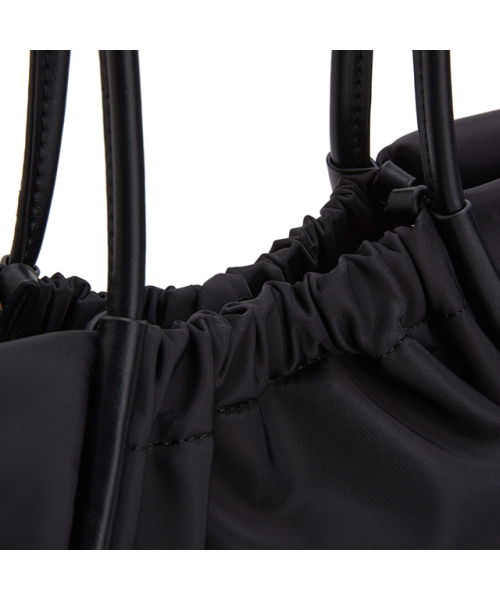 LAP(ラップ)の「SILHOUETTE SHOPPER BAG AR7AB221(ショルダーバッグ・レディース・ブラック/アイボリー・FREE)」の6枚目の写真