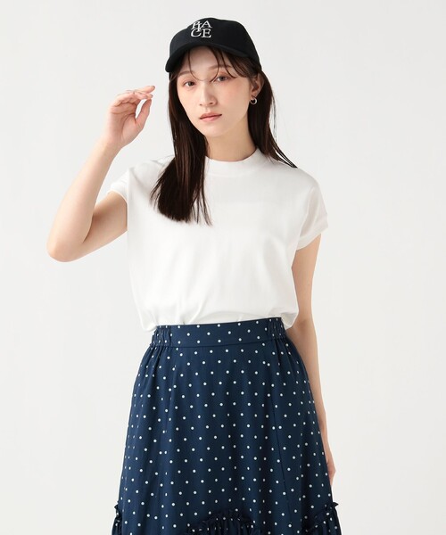 BEAMS HEART（ビームスハート）の「ハイネック フレンチスリーブ プルオーバー（Tシャツ/カットソー・レディース・グレー/オフホワイト/ブラック/その他・FREE）」の7枚目の写真