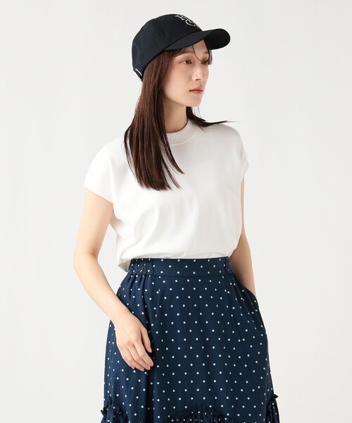 BEAMS HEART（ビームスハート）の「ハイネック フレンチスリーブ プルオーバー（Tシャツ/カットソー・レディース・グレー/オフホワイト/ブラック/その他・FREE）」の8枚目の写真