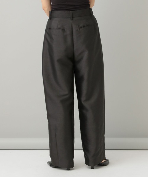 A part by（アパートバイ）の「シルクウールライクコクーンパンツ（その他パンツ・レディース・アイボリー/ブラック・MEDIUM/SMALL）」の10枚目の写真