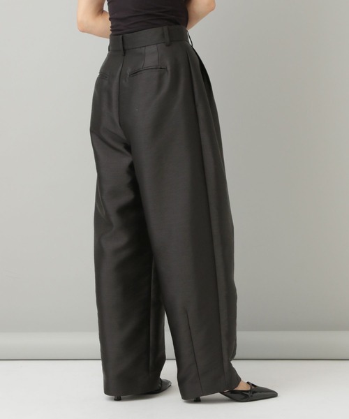 A part by（アパートバイ）の「シルクウールライクコクーンパンツ（その他パンツ・レディース・アイボリー/ブラック・MEDIUM/SMALL）」の11枚目の写真