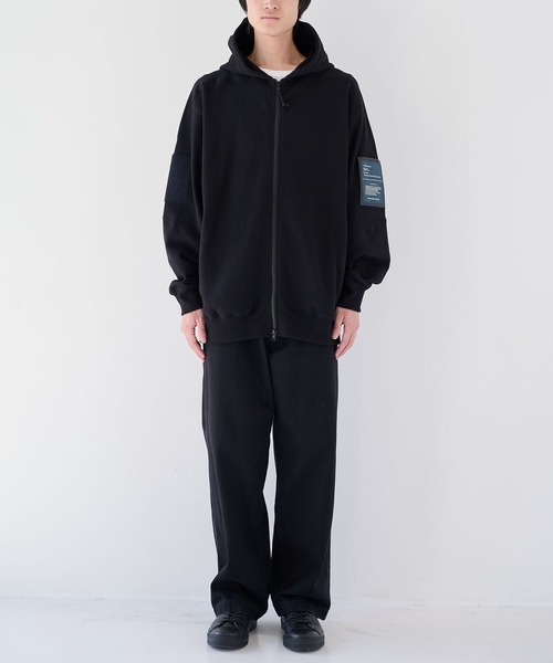 N.HOOLYWOOD（N.ハリウッド）の「【N.HOOLYWOOD】別注 9256-BL01-901 ZIP HOODIE（パーカー・メンズ・ブラック/グレー・36/38/40）」の3枚目の写真