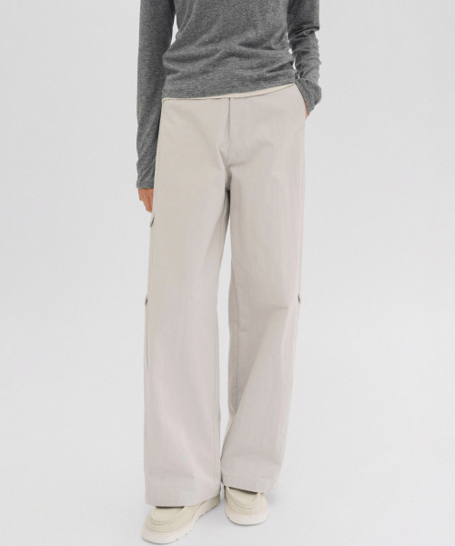 ANDNEEDS(アンドニーズ)の「Lio side pocket pants (light gray)(その他パンツ・レディース・その他・MEDIUM/SMALL)」の2枚目の写真