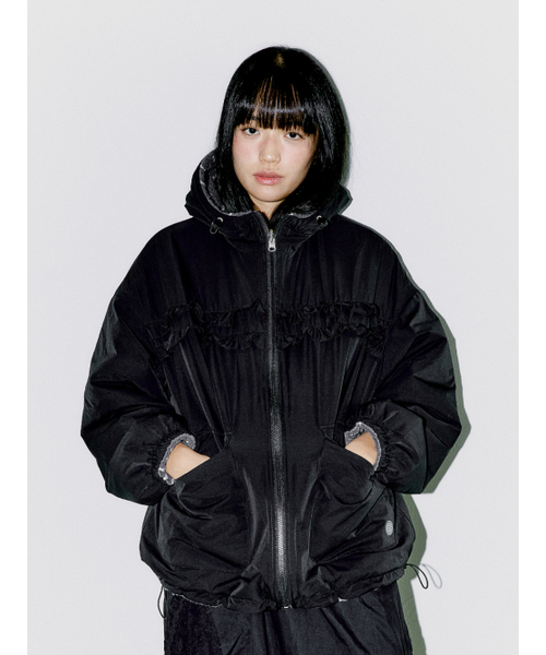 OAFISH(オアフィッシュ)の「REVERSIBLE FRILL HOODED JACKET, BLACK/DOT(その他アウター・レディース・その他・FREE)」の5枚目の写真