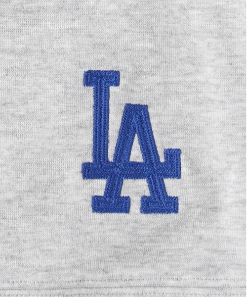 Right-on（ライトオン）の「MLB(エムエルビー)【メンズ】刺繍ロゴスウェットパーカー（パーカー・メンズ・ブラウン/ブラック/グレー・M/L/XL）」の12枚目の写真