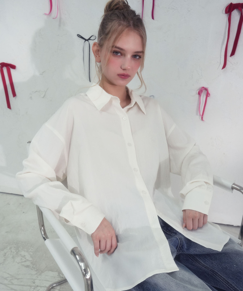 Vivacious(ビバシャス)の「Core Classic Shirt_4Colors(シャツ/ブラウス・レディース・ブラック/ホワイト/ベージュ/カーキ・SMALL/MEDIUM)」の11枚目の写真