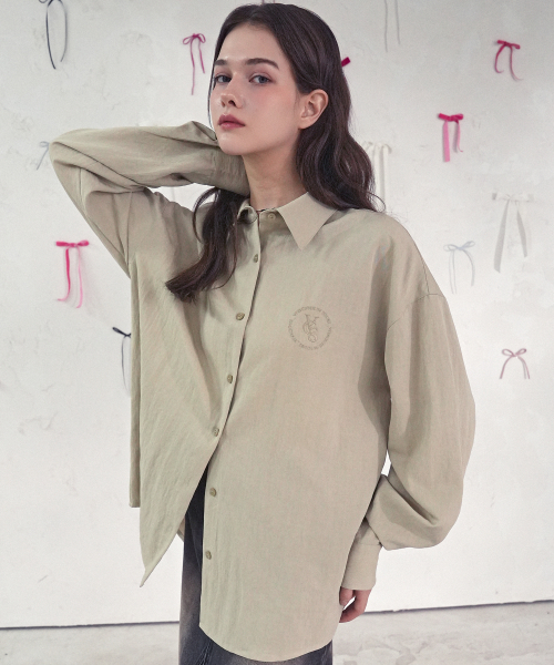 Vivacious(ビバシャス)の「Core Classic Shirt_4Colors(シャツ/ブラウス・レディース・ブラック/ホワイト/ベージュ/カーキ・SMALL/MEDIUM)」の10枚目の写真