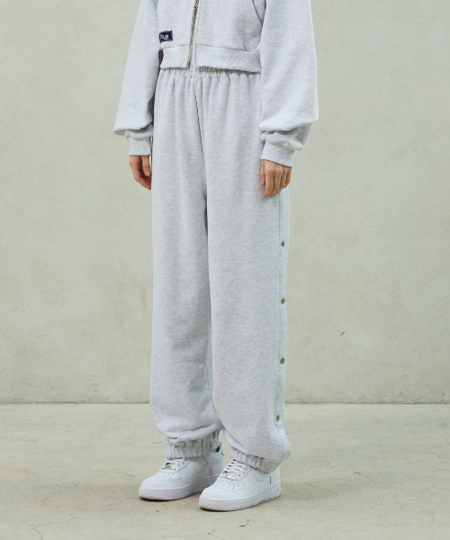 ARI(アリ)の「PITA SNAP OFF SWEAT PANTS / WHITE-MELANGE(スウェットパンツ・レディース・ライトグレー・FREE)」の1枚目の写真