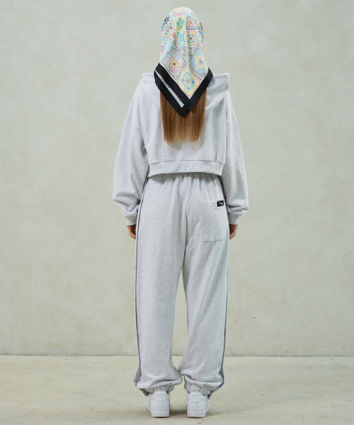 ARI(アリ)の「PITA SNAP OFF SWEAT PANTS / WHITE-MELANGE(スウェットパンツ・レディース・ライトグレー・FREE)」の4枚目の写真