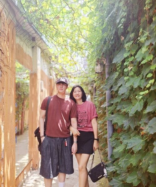 MOZMOZ(モズモズ)の「サムシングベース オーバーサイズ ピグメント 半袖Tシャツ ピンク(Tシャツ/カットソー・レディース・その他・XXL/M/XL)」の6枚目の写真