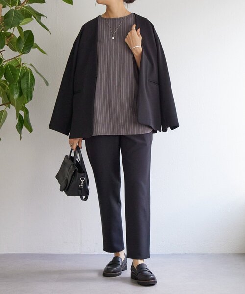 BEARDSLEY(ビアズリー)の「袖口ニットシャツ(シャツ/ブラウス・レディース・アイボリー/チャコールグレー・FREE)」の7枚目の写真