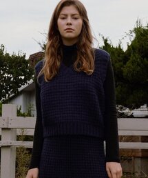 スクエア編みニットベスト - ネイビー