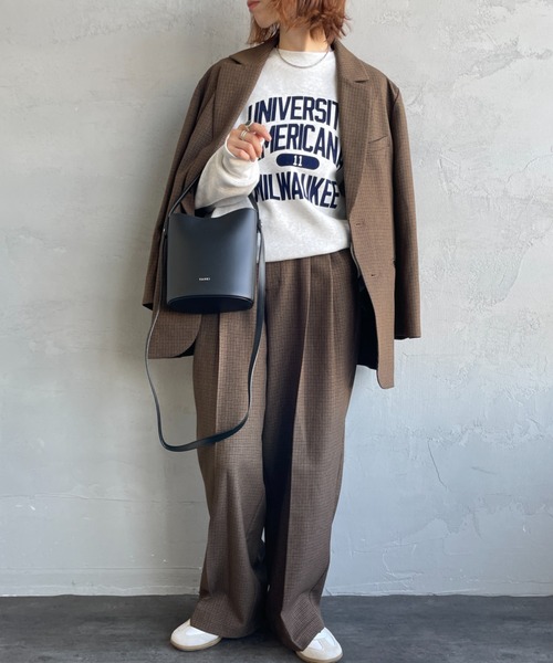 YAHKI（ヤーキ）の「[YAHKI/ヤーキ] クロスボディ バケツ型2WAY ショルダーバッグ（ショルダーバッグ・レディース・アイボリー/ブラック・ONE SIZE）」の14枚目の写真