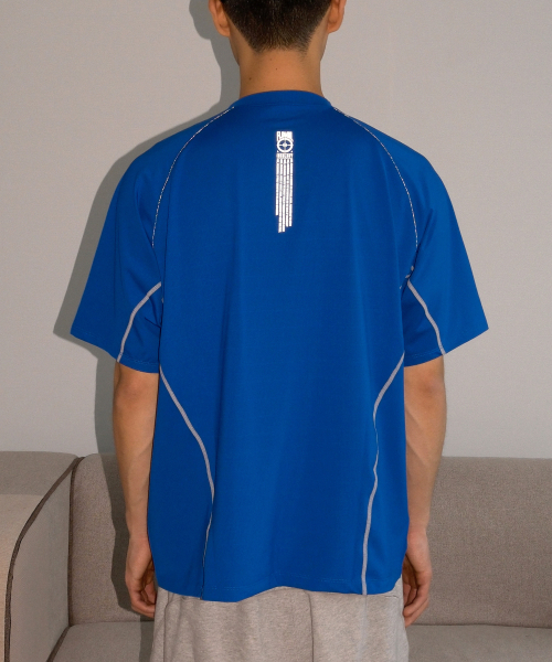 FIELDMANUAL(フィールドマニュアル)の「フローフラッシュTシャツブルー(Tシャツ/カットソー・メンズ・その他・SMALL/MEDIUM/LARGE)」の4枚目の写真