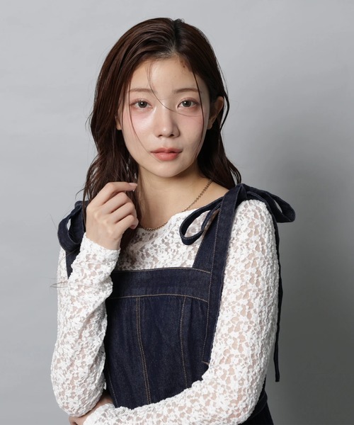 Apuweiser-riche（アプワイザーリッシェ）の「レースボートネックプルオーバー（Tシャツ/カットソー・レディース・ブラック/ホワイト・2）」の11枚目の写真