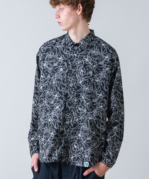 rehacer(レアセル)の「rehacer : Floral Line Art Shirt / フローラル ライン アート リラックス シャツ(シャツ/ブラウス・メンズ・ブラック・LARGE/MEDIUM/SMALL/X-LARGE)」の18枚目の写真