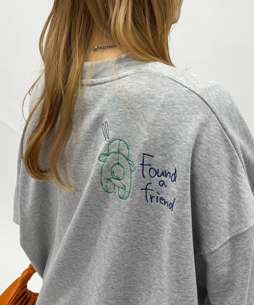 DOUBLE NAME(ダブルネーム)の「How to Capture a Dino. Heart 刺しゅうプルオーバー(スウェット・レディース・グレー/オフホワイト・FREE)」の19枚目の写真