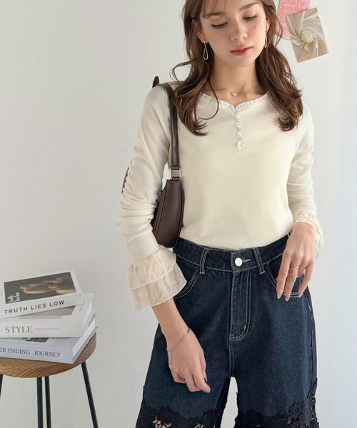 mily bilet(ミウィビレット)の「【mily bilet】大人フェミニンを叶える。袖フリルレースヘンリーネックトップス(Tシャツ/カットソー・レディース・グレー/ブラック/アイボリー・LARGE/MEDIUM/SMALL/X-LARGE)」の12枚目の写真
