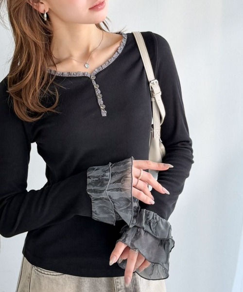 mily bilet(ミウィビレット)の「【mily bilet】大人フェミニンを叶える。袖フリルレースヘンリーネックトップス(Tシャツ/カットソー・レディース・グレー/ブラック/アイボリー・LARGE/MEDIUM/SMALL/X-LARGE)」の14枚目の写真