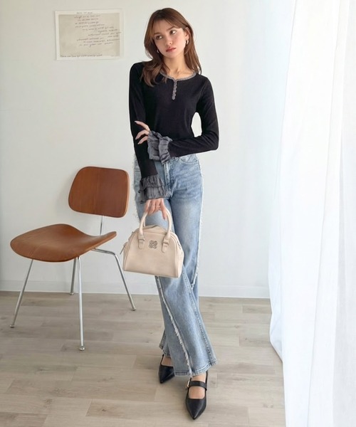 mily bilet(ミウィビレット)の「【mily bilet】大人フェミニンを叶える。袖フリルレースヘンリーネックトップス(Tシャツ/カットソー・レディース・グレー/ブラック/アイボリー・LARGE/MEDIUM/SMALL/X-LARGE)」の16枚目の写真