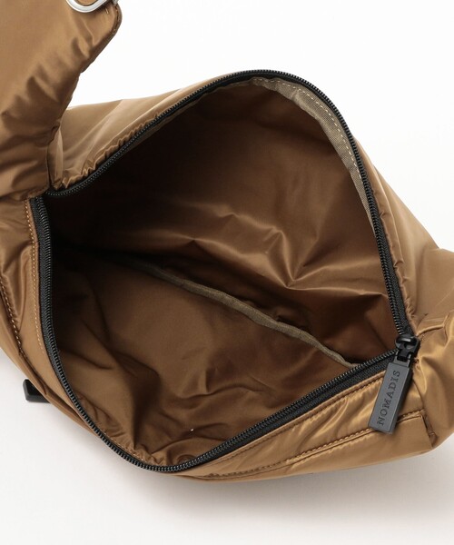 NOMADIS（ノマディス）の「NOMADIS / SLINGO ボディバッグ（ショルダーバッグ・レディース・ブラック/ブラウン・ONE SIZE）」の3枚目の写真