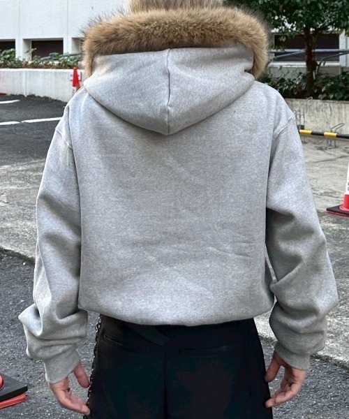 Chikashitsu +(チカシツプラス)の「【Chikashitsu +】cropped studs fur zip hoodie / 【チカシツプラス】クロップドスタッズファージップフーディ(パーカー・メンズ・ブラック/グレー・ONE SIZE)」の14枚目の写真