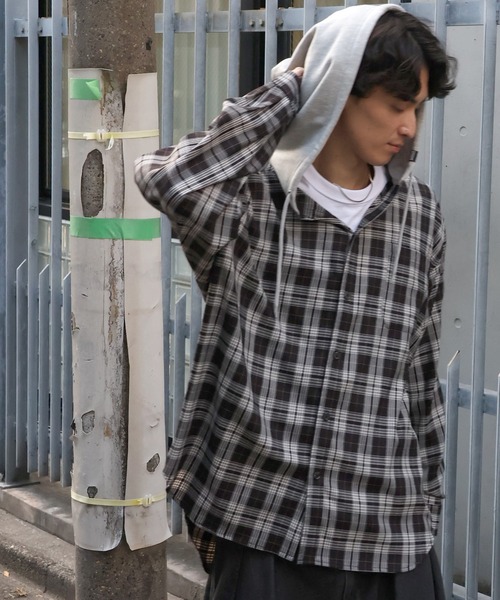VISION STREET WEAR（ヴィジョンストリートウェア）の「【VISION STREET WEAR/ヴィジョンストリートウェア】Hoodie Check shirt/レイヤード風 フーディ チェック ネルシャツ（シャツ/ブラウス・メンズ・グリーン/ブラウン/ブラック・L/M）」の6枚目の写真